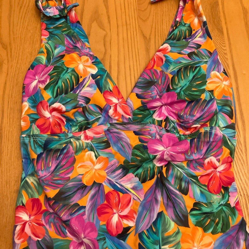 Swimsuits For All Tropical Floral One Piece - Picture 3 of 11